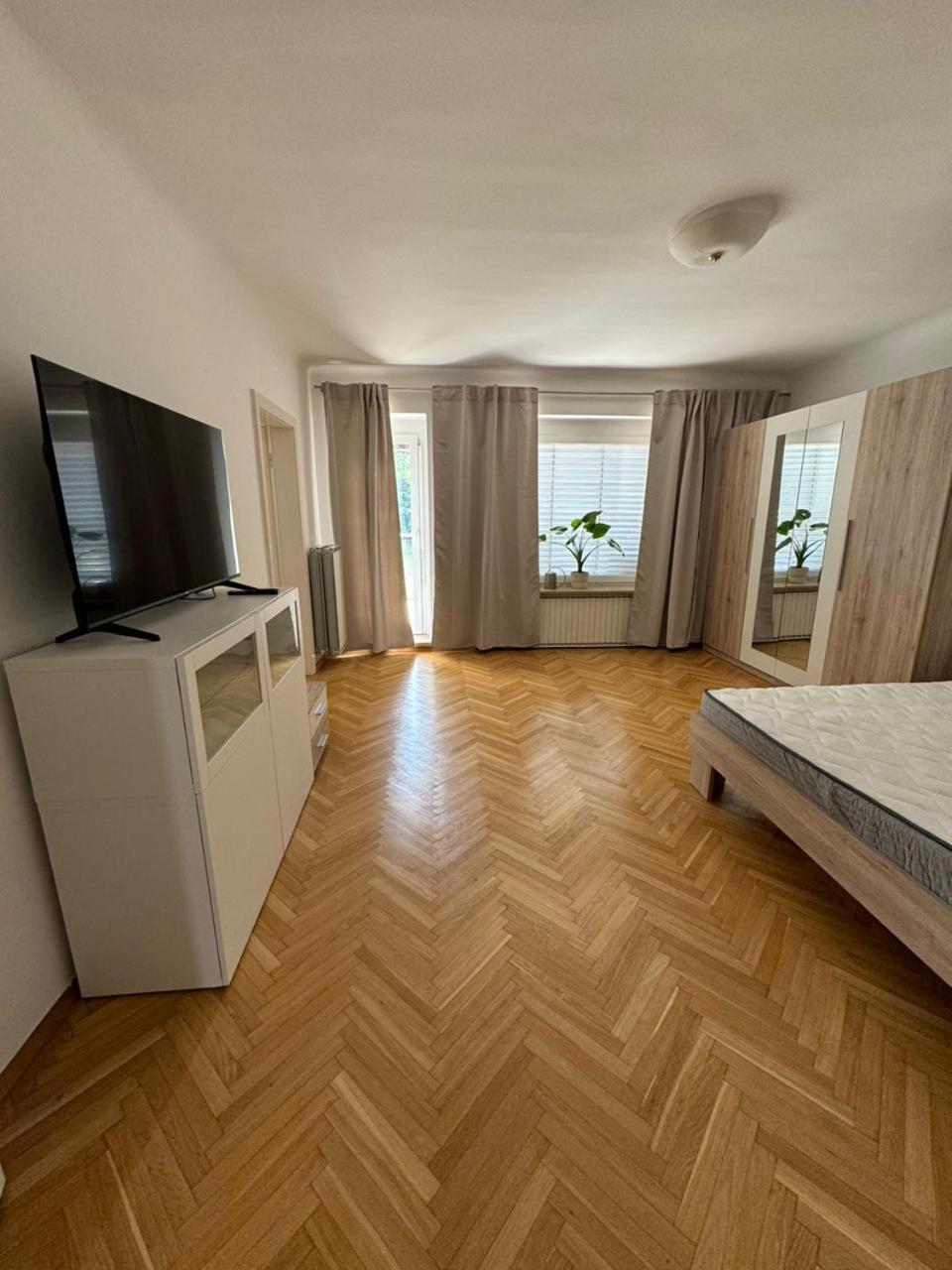 Maximo Apartments - Free Parking Maribor Eksteriør bilde